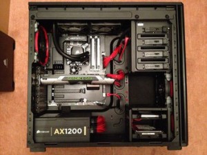 This is what a case with good cable management usually looks